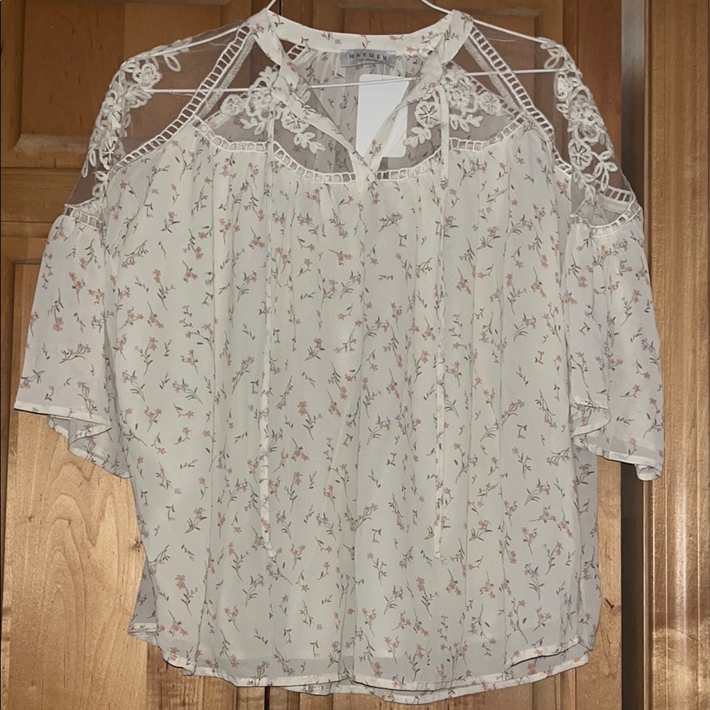 NWT Floral Lace Blouse - Cream